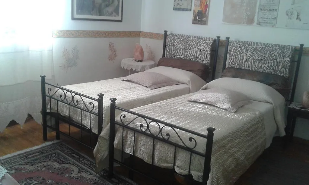 A Casa Di Gio' Bed and Breakfast Bologna 0*,  Italia